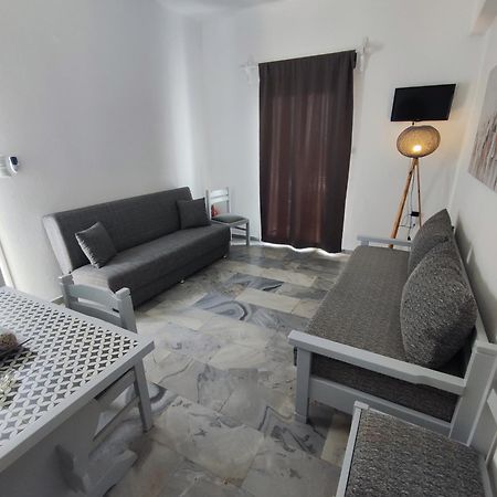 Galaxy Apartments Alikí Chambre photo