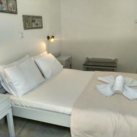 Galaxy Apartments Alikí Extérieur photo