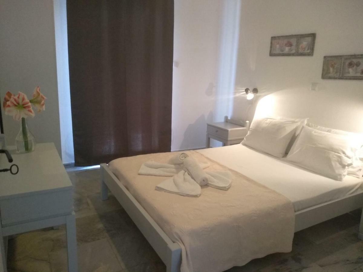 Galaxy Apartments Alikí Extérieur photo